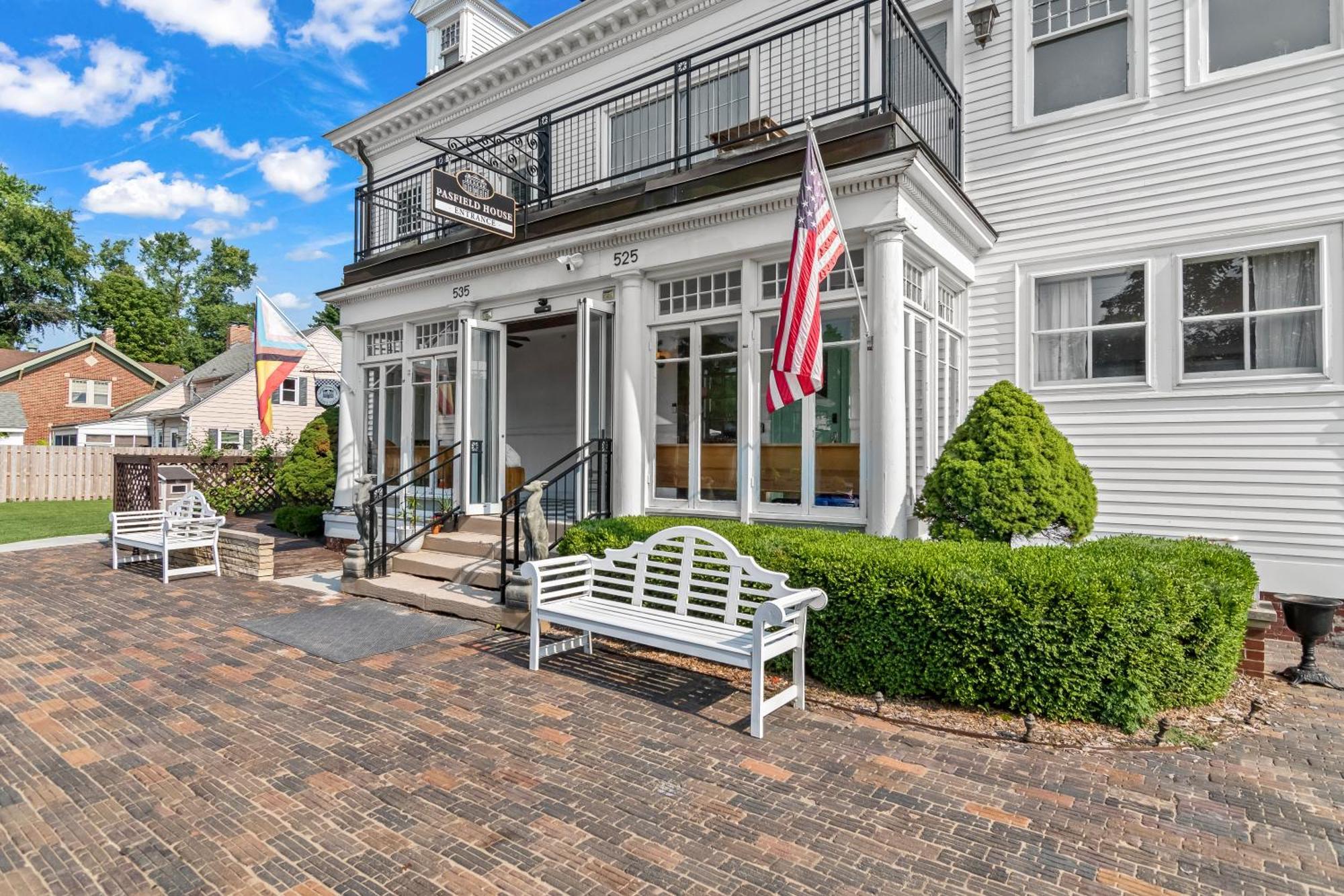 The Pasfield House Hotel Springfield Exterior photo